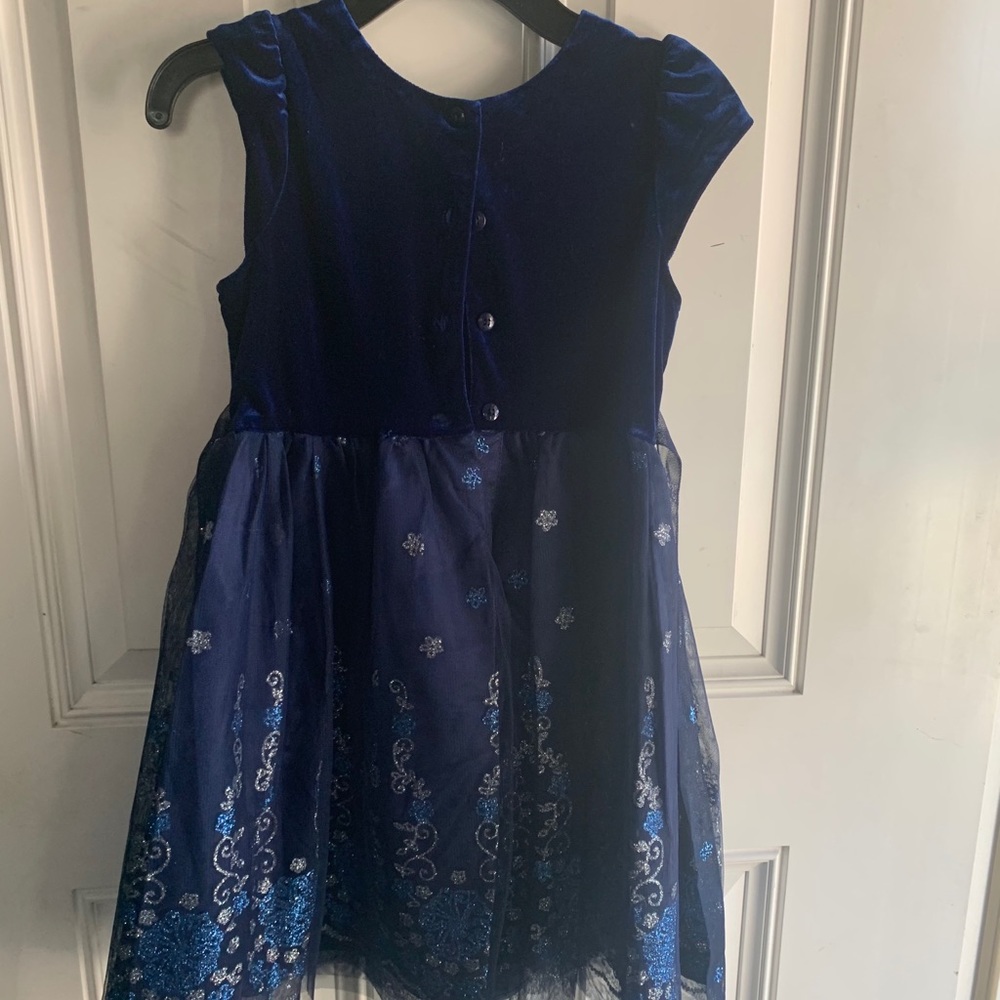 Girls dress